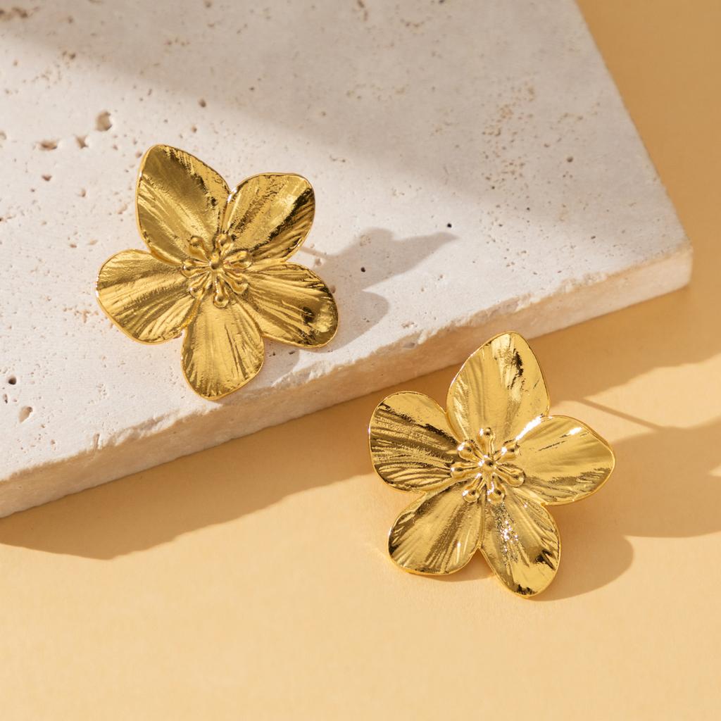 Exaggerated Gold Color Floral Stud Earrings for Women Girls Vintage Metal Two Flower Leaf Earrings Wedding Jewelry Accessories