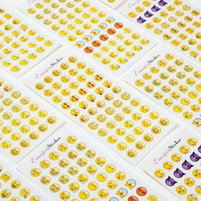 Smiley-Aufkleber: Bunte Emoji-Ausdrücke für junge Lerner