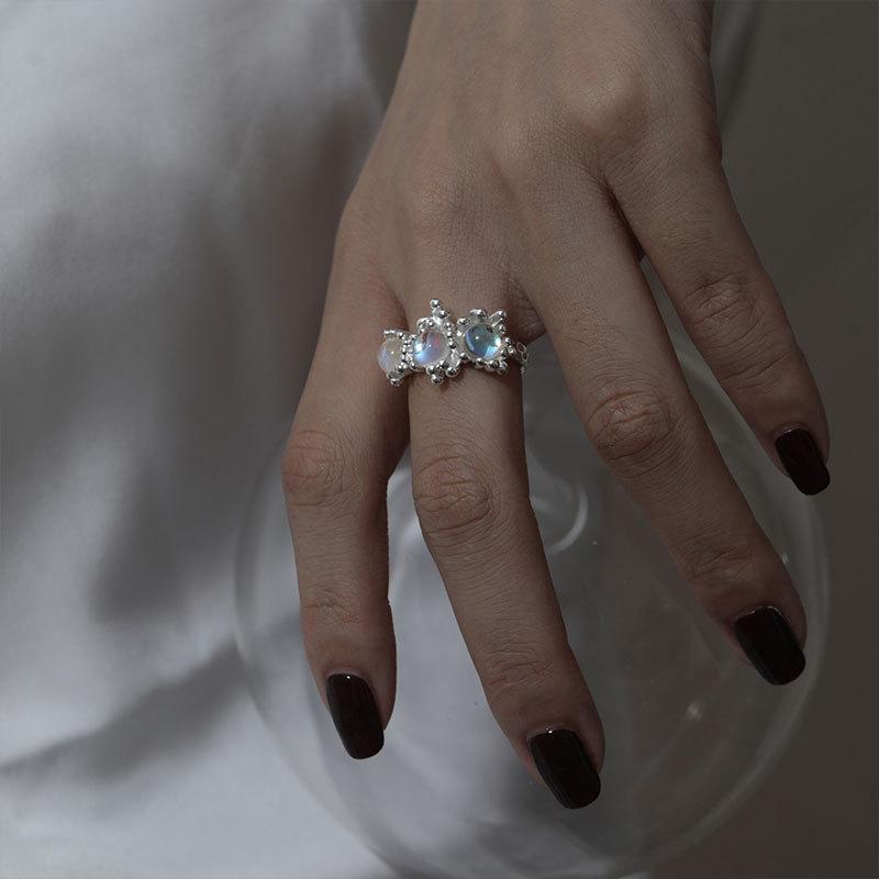 Fashionable 925 Sterling Silver Colored Zirconia Ring For Women In Modern Geometric Style Perfect For Any Occasion