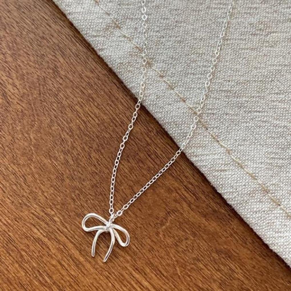 Women's Accessory Small Chain Daily Ribbon Necklace