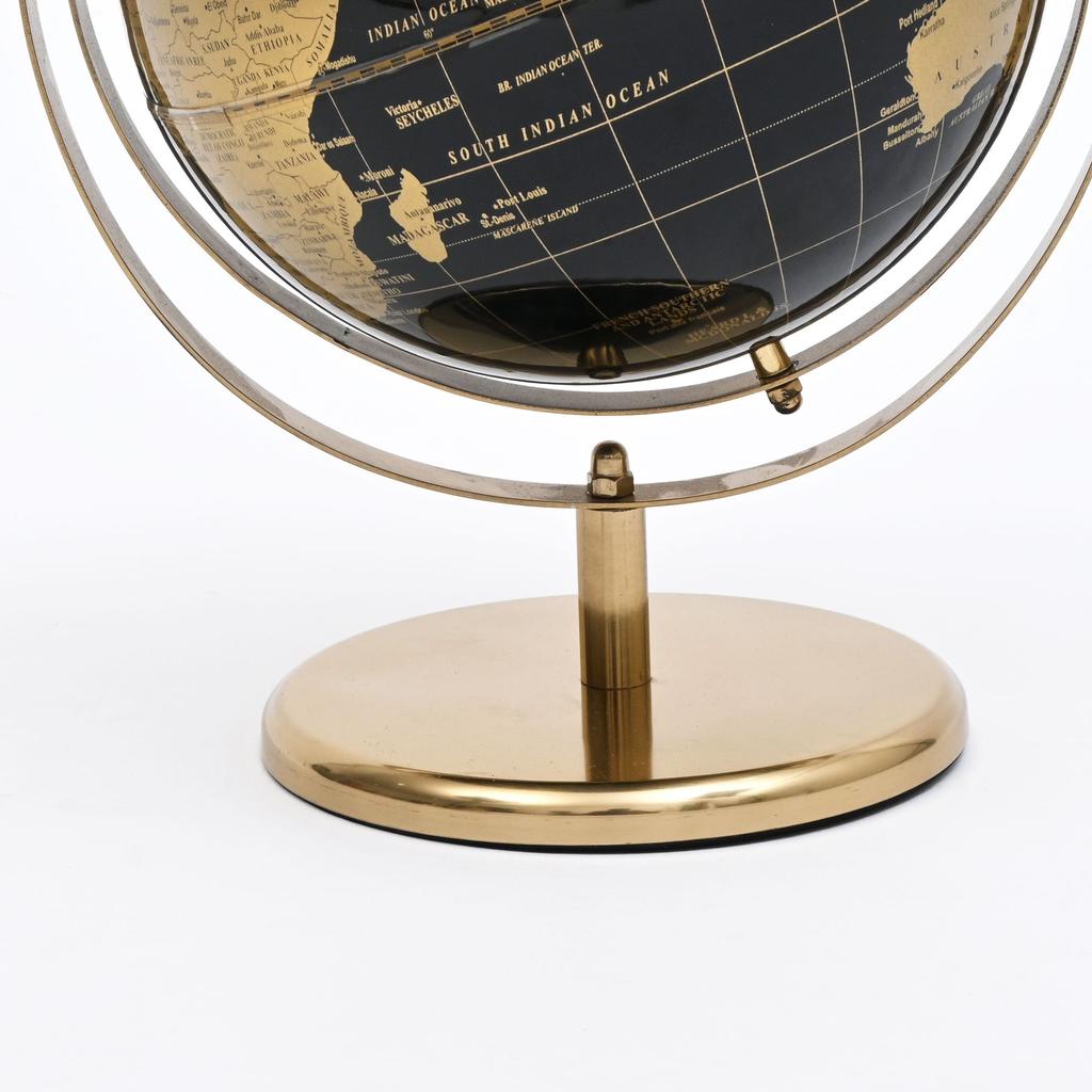 Czarno-złoty globus świata Dekoracyjny metalowy akcent na stół
