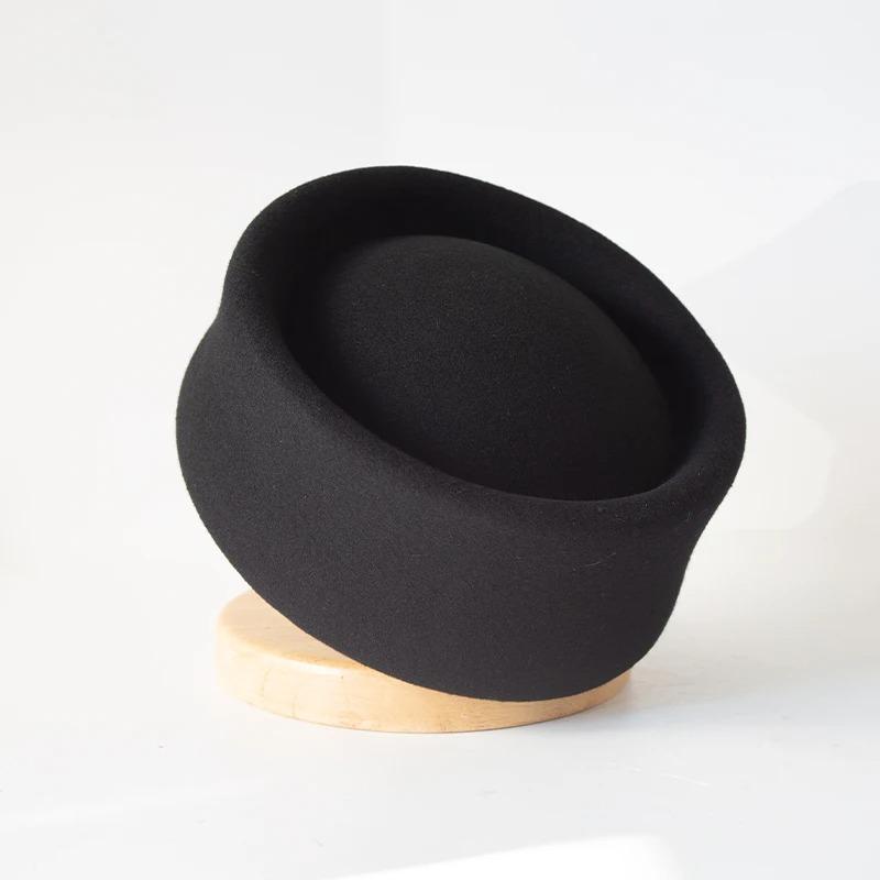 Kurzrand Flacher Wollfilz Barett INS Mode Pillbox Hut Damen Französisch Elegant Fedoras Matrosenhut Kapitänskappe Damen Bert Hart