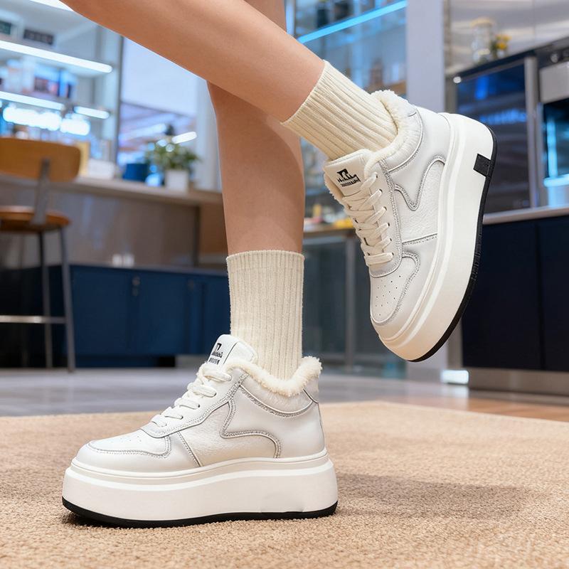 Women's fashion lightweight winter warm snow boots plush lining non-slip wear-resistant casual outdoor sports cotton boots board shoes