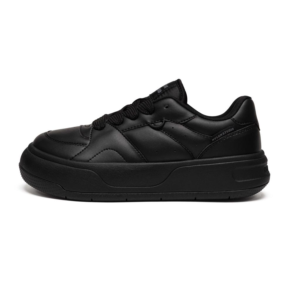 Nylonstudio Ns Pretzel Black