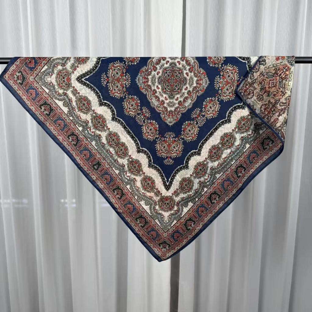 68x68cm Floral Velvet Scarf for Women Lightweight Square Scarves Elegant Spring/Summer Fashion Shawl Neckerchief Luxury