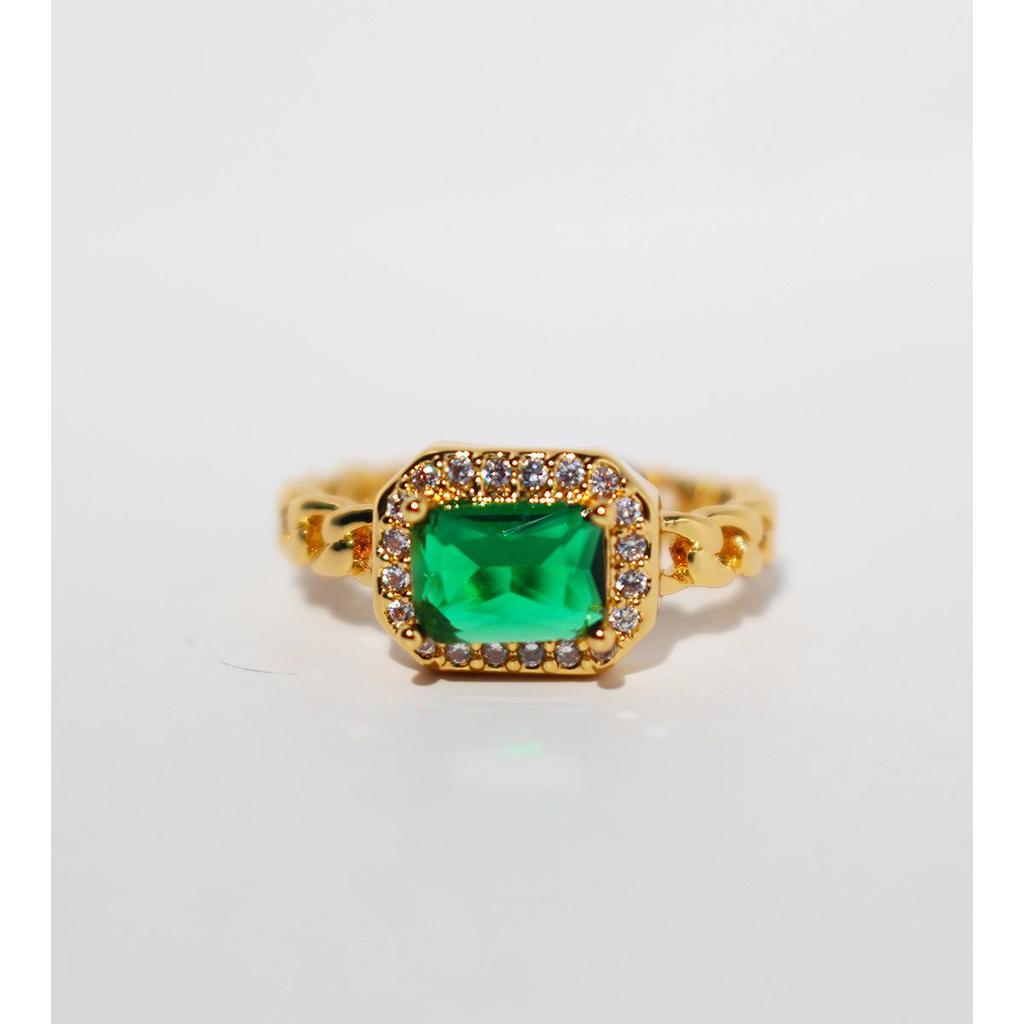 Emerald Zircon Retro French Ring - Niche Design, Open Joint, Light Luxury Fashion