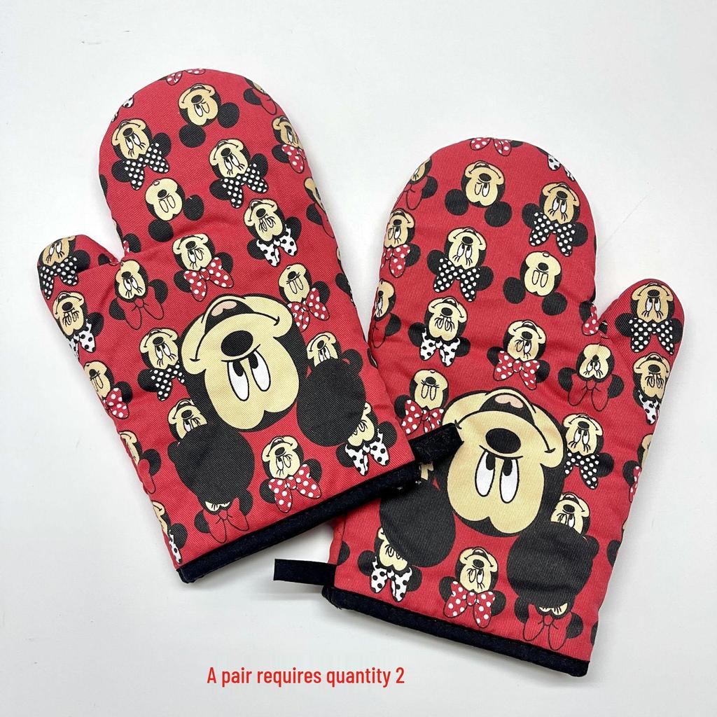 Minnie & Mickey Mouse Cartoon Heat-Resistant Gloves for Kitchen Baking and Microwave Use