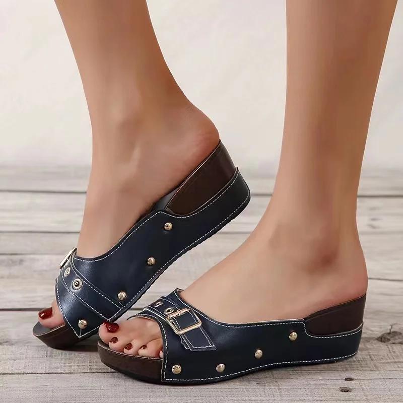 Fashion Women Metal Buckle Women's Wedge Slippers 2025 Vintage Rivet Platform Sandals Woman Pu Leather Plus Size Summer Shoes 43