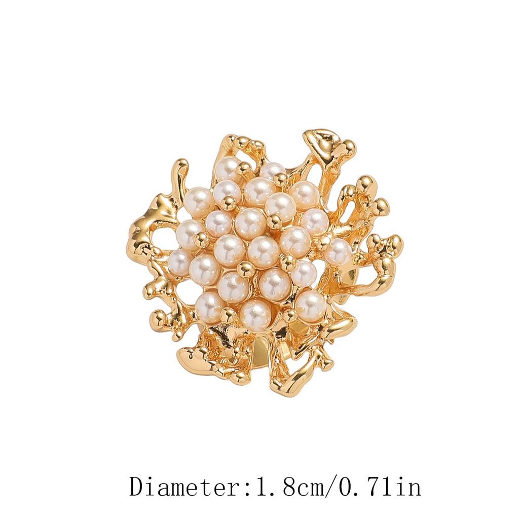 Retro and exaggerated Bohemian ethnic style ring, fashionable and creative, diamond studded pearl design, electroplated ring