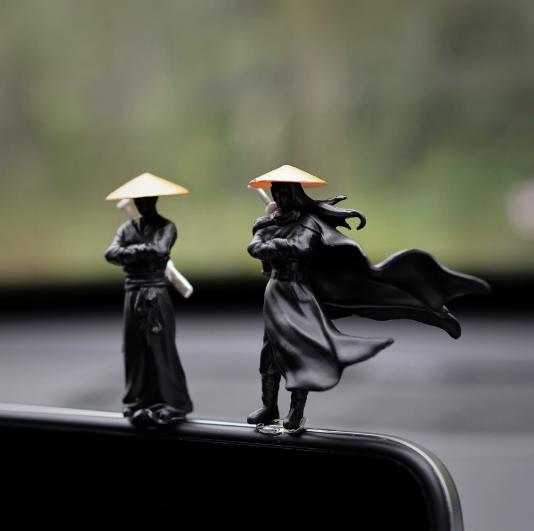 

Resin Mini Figurines Decorative 50mm Ancient Sino-Japanese Samurai Warriors Office Cubicle Home Desktop Car Interior Model Gifts