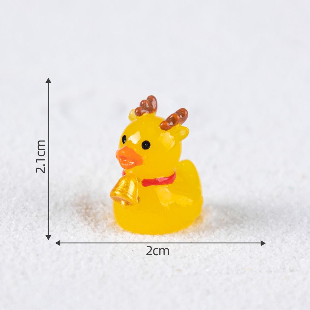 Micro Landscape Accessory High Quality Little Yellow Duck Figurine Snow Scenery Decoration Resin Christmas Miniature Ornament