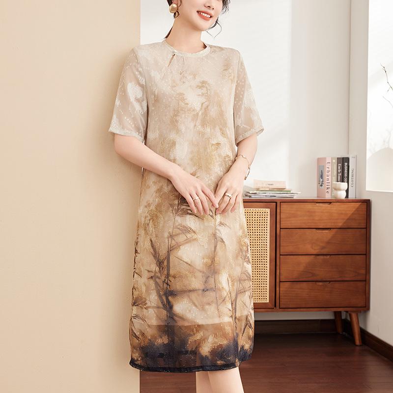 Elegant Chiffon Cheongsam: Stylish Summer Short-Sleeved Dress for Middle-Aged and Elderly