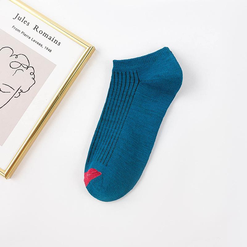 10 Pairs of Women Spring and Autumn Shallow Mouth Invisible Perspirant Breathable Boat Socks