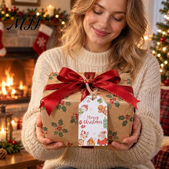 Small Paper Labels 50 Pcs Christmas Gift Tags, Merry Thick with Tree Ornaments Jute Rope for Holiday Wrapping, DIY Crafts, New Year Party Favors