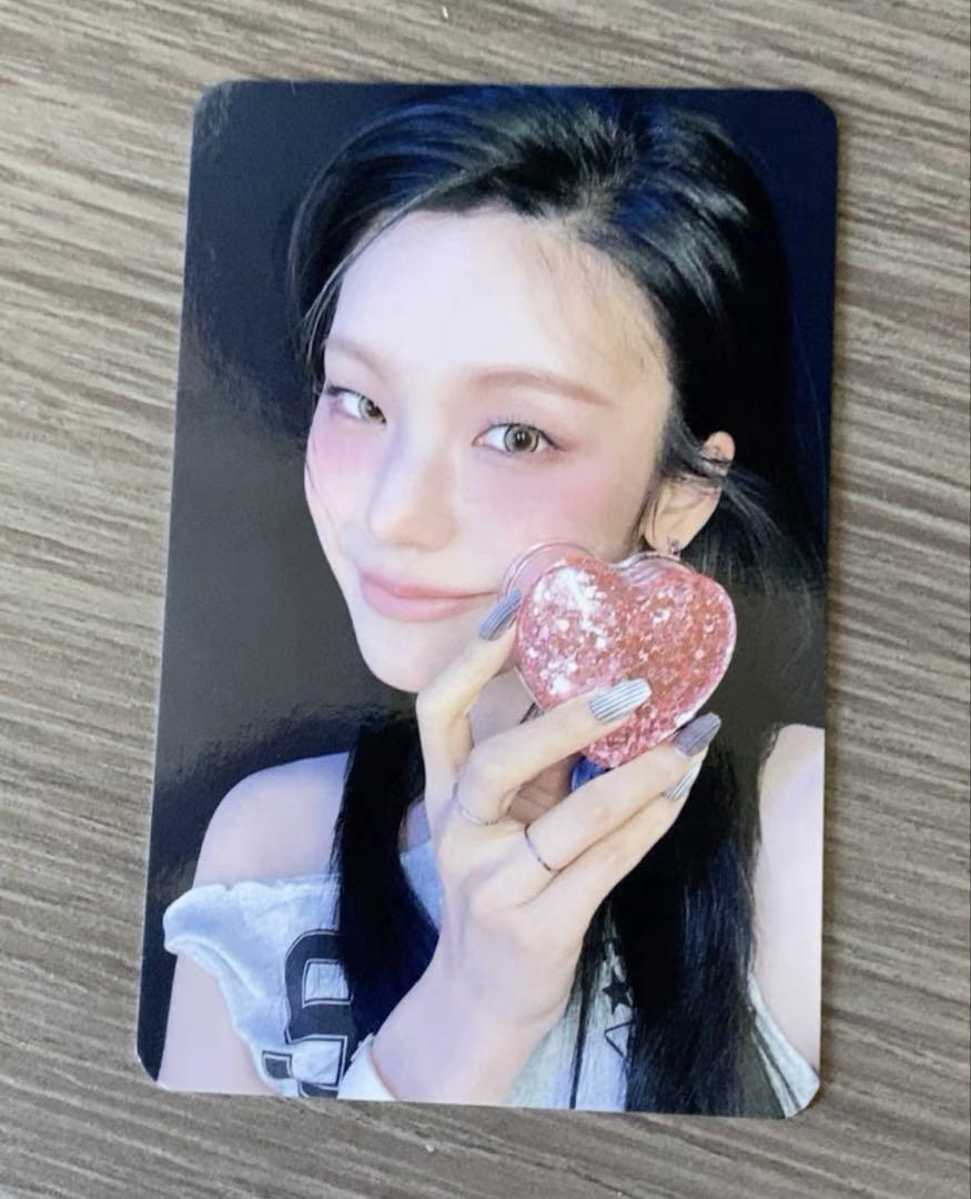 

[Б/У] itzy Йеджи GWBG предзаказная торговая карта makestar