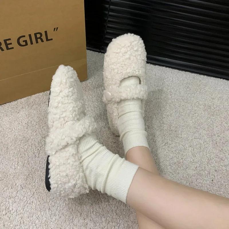 Fashion Winter New Fashion White Furry Beanie Shoes Women Wear French Style Plus Fleece Cotton Shoes Female Fairy Solid Mary Jane Shoes