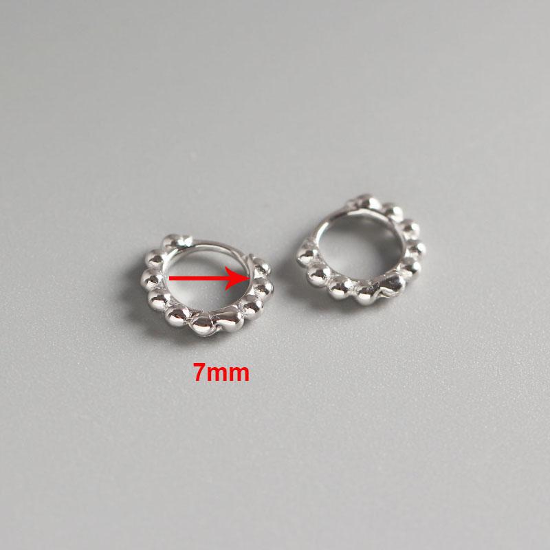 ANENJERY Small Single Hoop Earrings for Women Daily All-match Jewelry Accessory