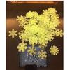 Luminous Snowflake Pvc Sticker Glow In Dark Fluorescent Wall Art Xmas Festival Birthday Party Home Decoration Window Decal