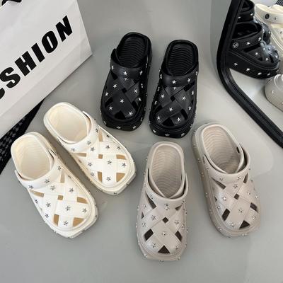 Dámska obuv – Sandály