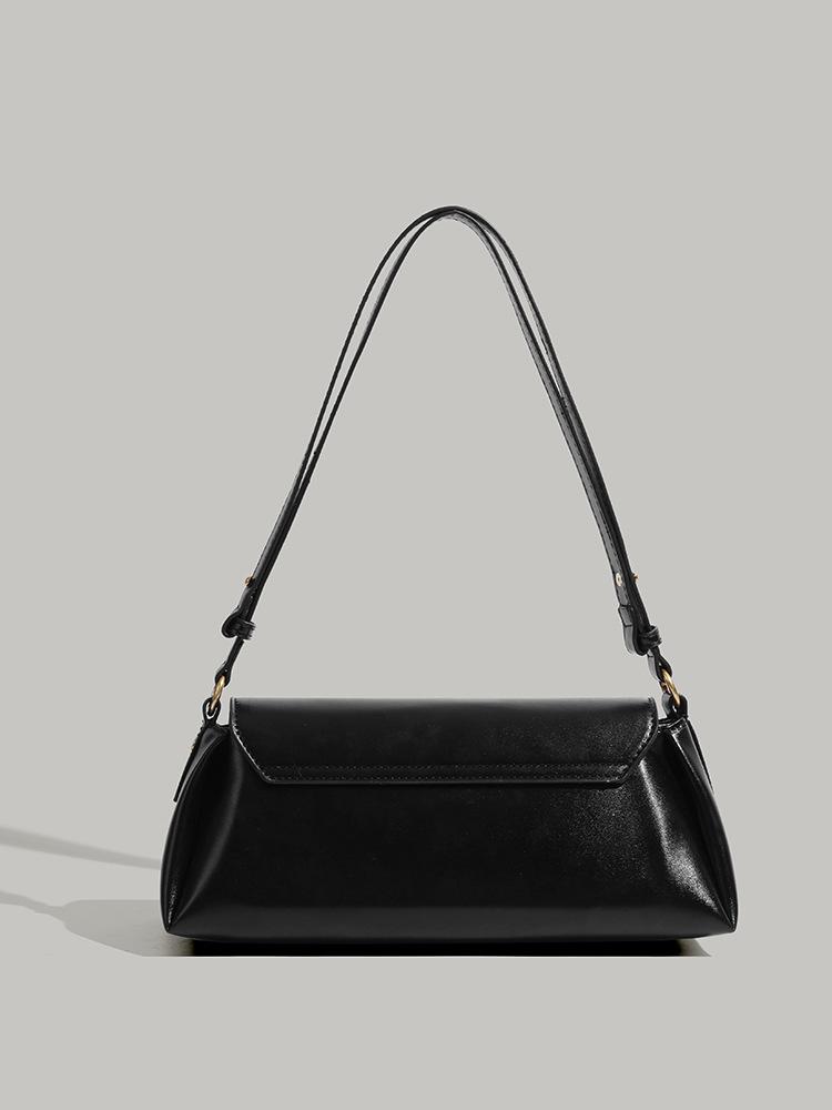 2025 New Niche Black Baguette Armpit Bag Women's High-end Sense Super Fire Single Shoulder Oblique Span Bag Commuter Handbag Tide