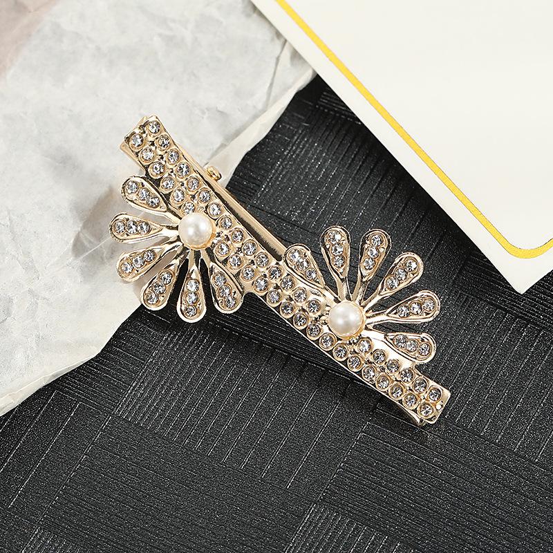 New French Style Metal Diamond-Encrusted Pearl Headdress Hair Clip Butterfly Rabbit Sweet Girl Style Hair Accessories