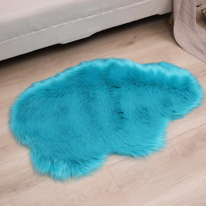 Cloud-Shaped Long Pile Rug for Bedroom or Living Room - Cute, Luxurious, and Machine Washable