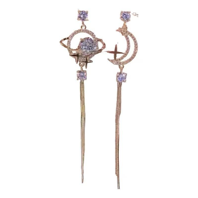 Fashion Asymmetric Moon Fringe Earrings Elegant Long Drop Luxury Statement Jewelry for Women