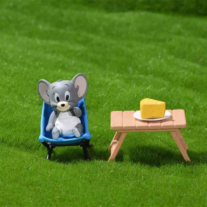 Adorable Tom And Jerry Camping Miniature Scene Pvc Blind Box Collectible Toy