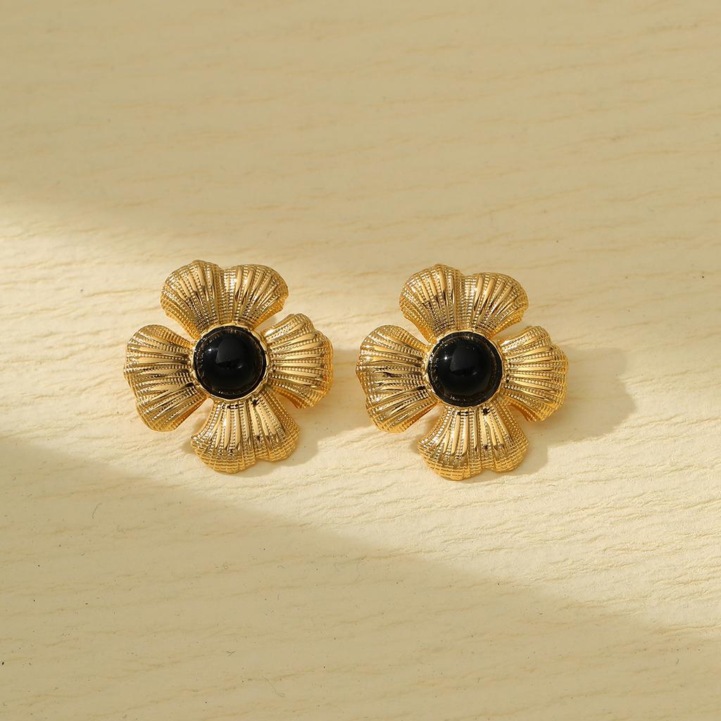 GEMCHIC Women's 18K Gold Plated Stainless Steel Flower Pearl Earrings Set