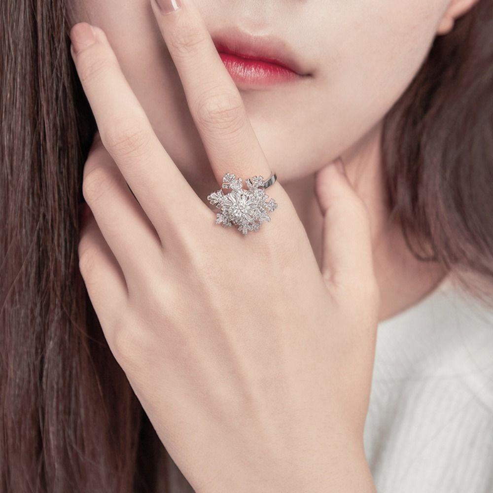 Sparkling Snowflake Ring Light Luxury Zircon Finger Ring Rotatable Snowflower Ring  Wedding