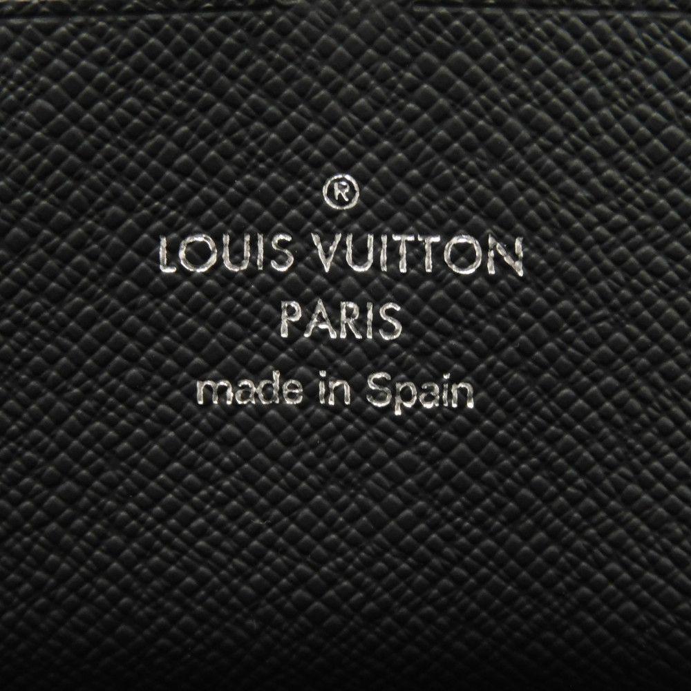 Used Zippy Organizer NM (12564) M30056 7940, New LV Logo, Black, Zip Around, RFID, Current Model Taiga Noir Men's from