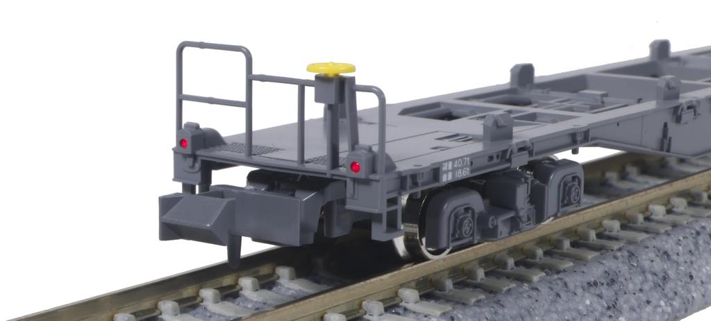 KATO N Gauge Koki107 No JRF Mark With Tail Light No Container Loaded 08075-3 Railway Model Freight Car