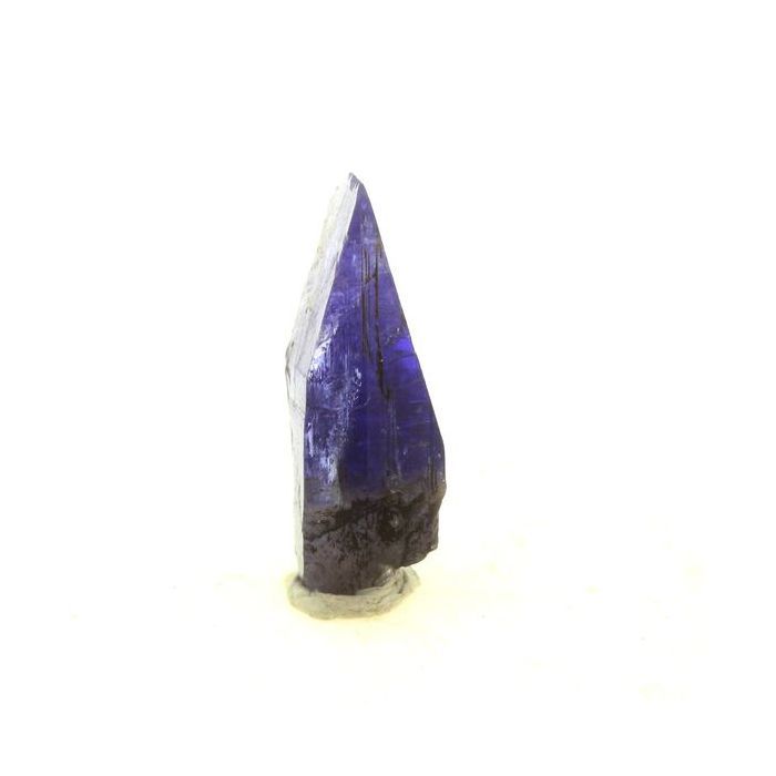 Pierres et Minéraux. Tanzanite. 6.90 ct. Merelani Hills, Lelatema Mts, Tanzanie.