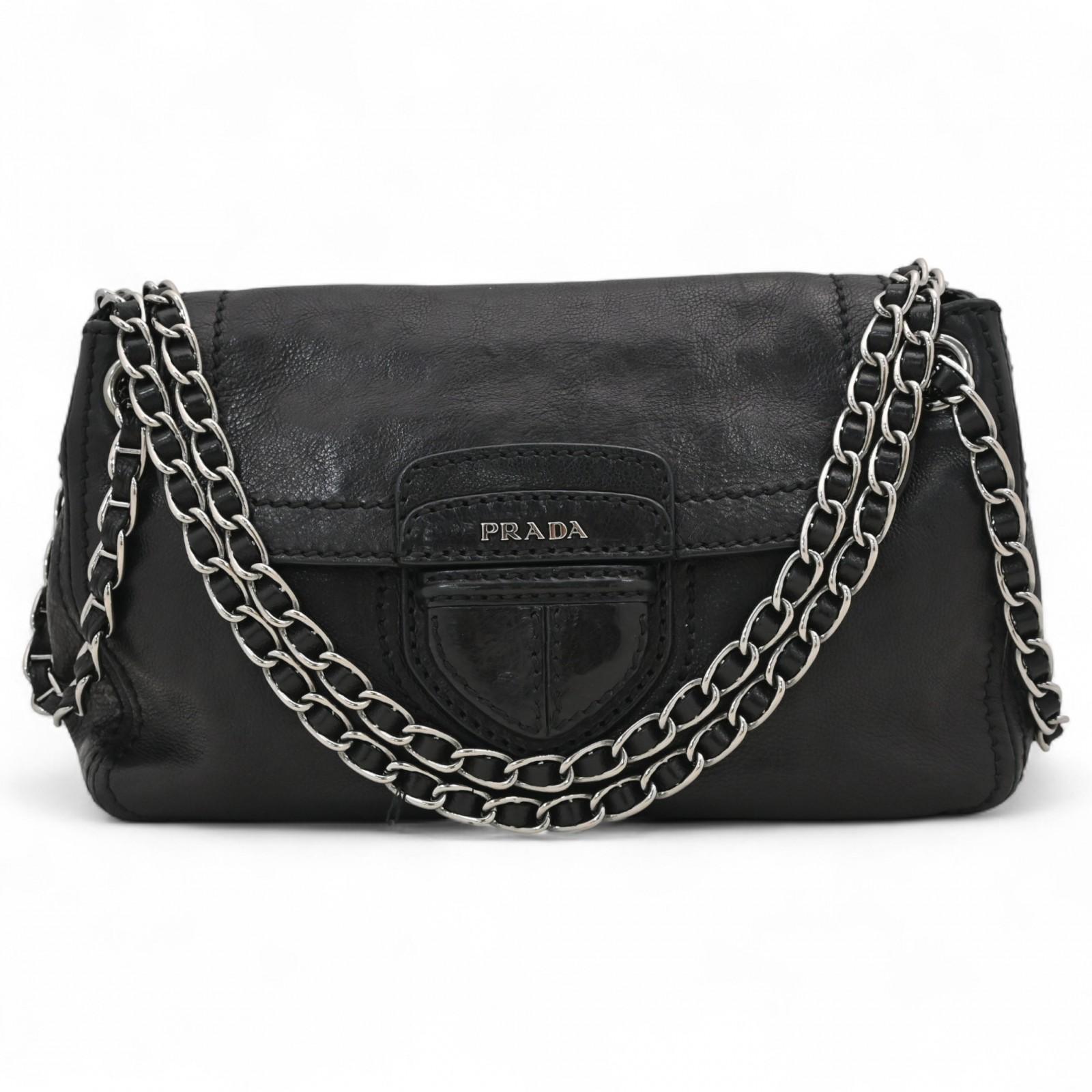 

Auth PRADA Chain Shoulder Bag Leather Black pr9957nf