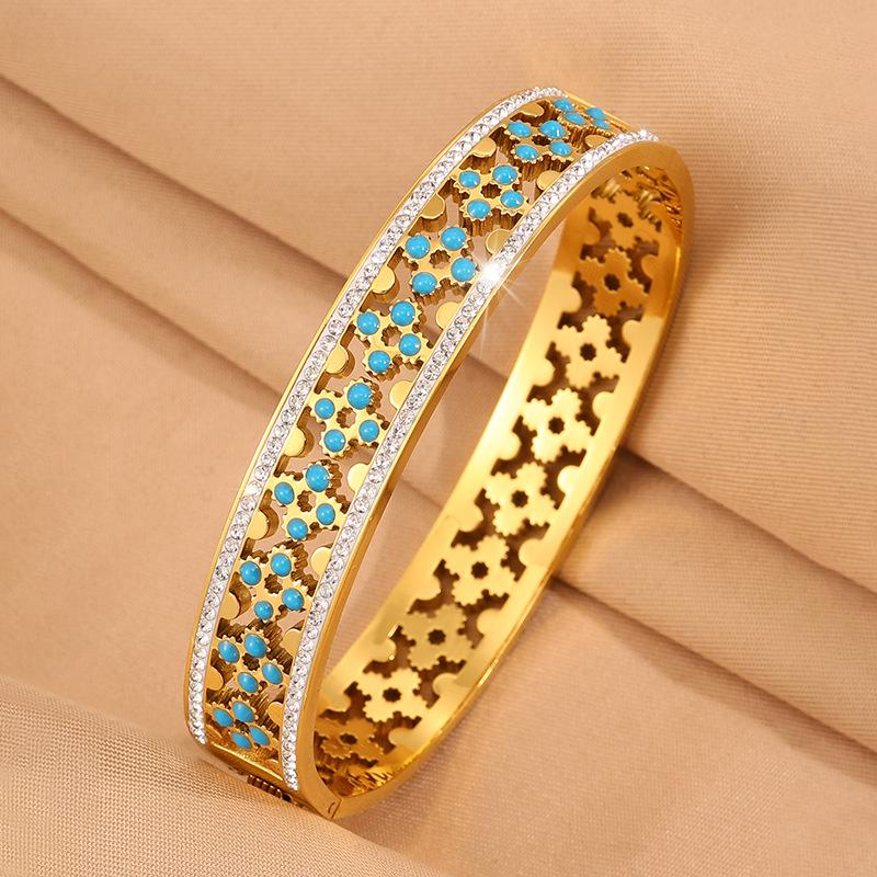 Chinese style red sapphire light luxury gold retro court style elegant stainless steel