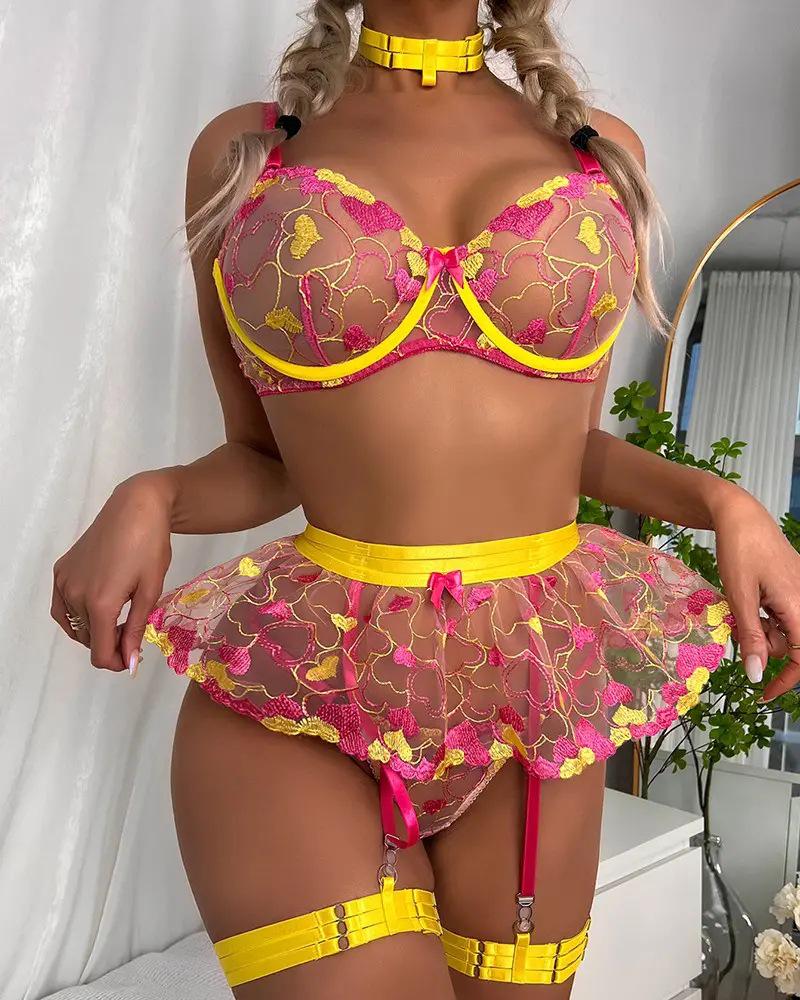 European and American Lingerie: Women s Lace Embroidered Sexy Sets M