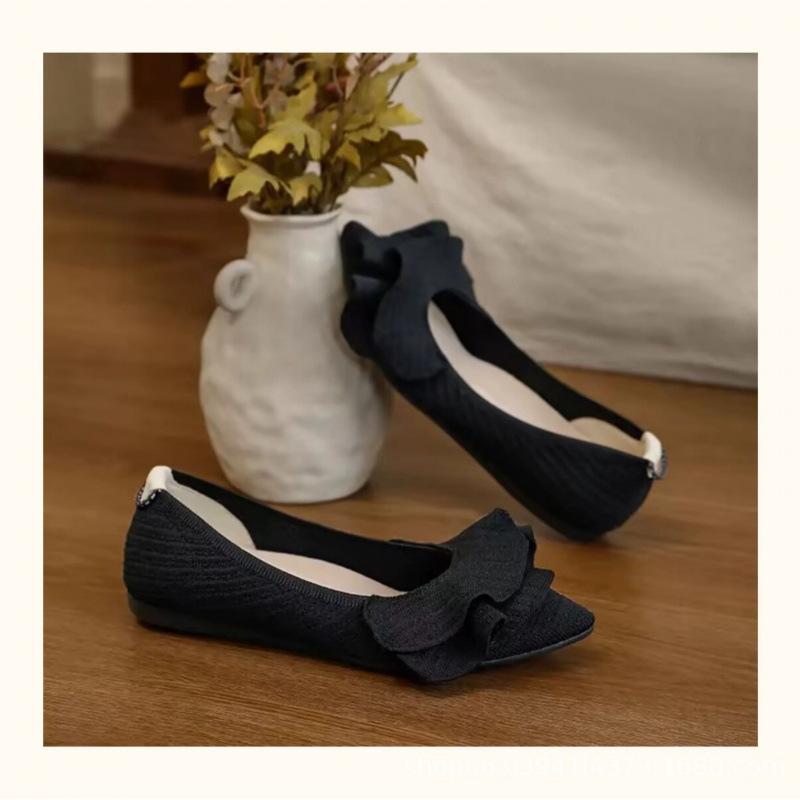 [Naked single shoes] Egg roll lotus leaf edge pointed casual flat bottom new French soft sole comfortable fly woven women's shoes
