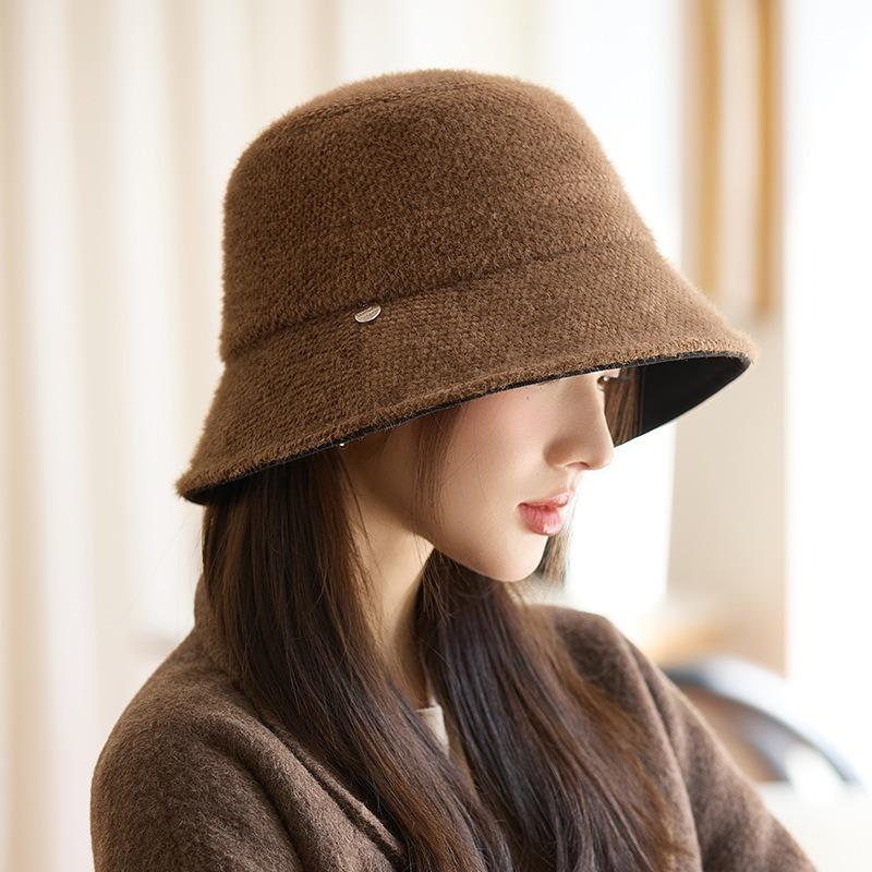 Autumn and winter hat women's big brim shows face small bucket hat double-sided fashion versatile bucket hat temperament basin hat