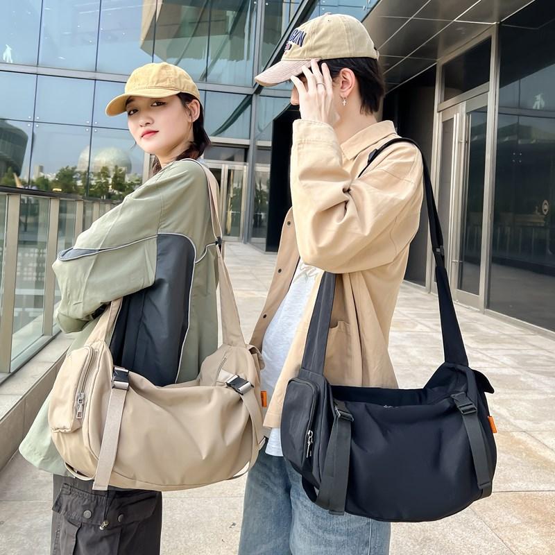 Crossbody-Stoff-Nylon-Taschen für Freizeitsport  hohe Kapazität  vielseitig und praktisch  Einzelschultertasche