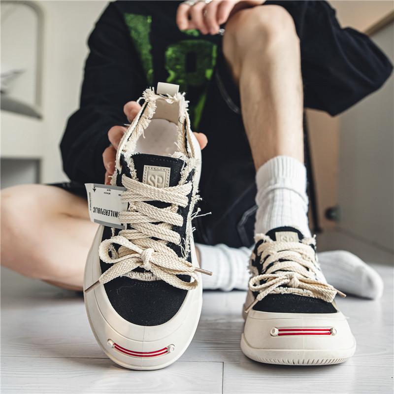 

Men s shoes 2025 spring and summer niche design sense big head lace-up board shoes youth ugly cute thick sole heightening canvas shoes 39 чёрный