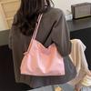 Large Capacity Fashionable Tote Bag For Women Stylish Commuter Shoulder Bag In Black Pink Beige Khaki Brown Ideal For Casual Everyday Use