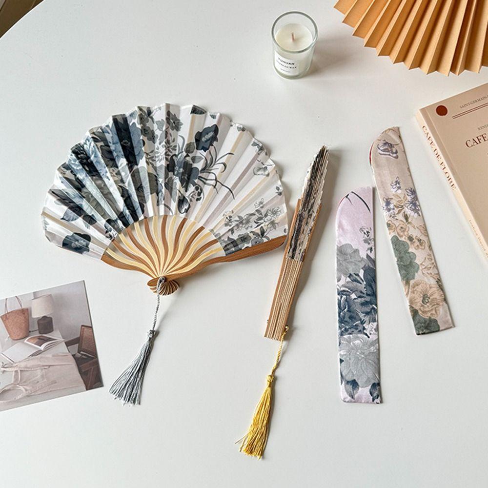 Chinese Style Handheld Fan Flower Tassel Folding Fan Silk Folding Fan  Hanfu Accessories