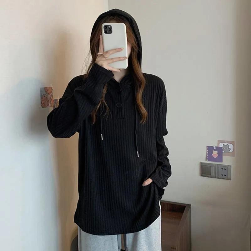 Plus Size T-skjorte Kvinner Hette Høst Kvinner Liten knapp V-hals Langermet bunnskjorte Hundre Loose Casual Topper