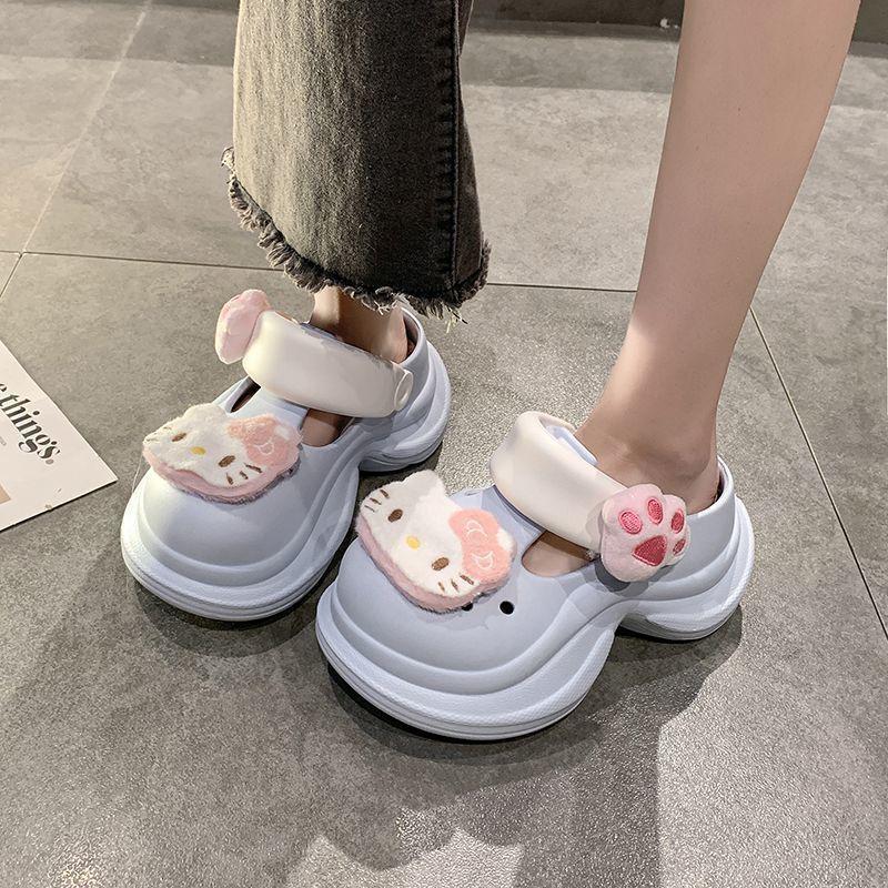 Roztomilý kreslený plážový vak Hello Kitty, pantofle s hlavou, nošení na jaro a léto 2025, nové protiskluzové pohodlné chladivé pantofle se silnou podrážkou