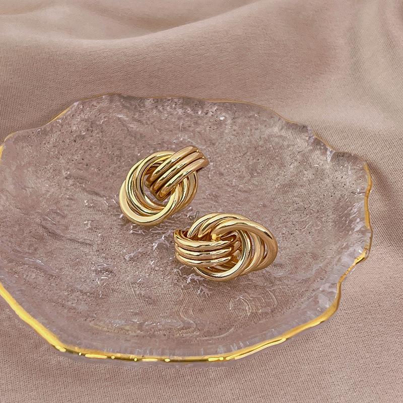Elegant Knot Design Summer Earrings For Women Minimalist Dainty Studs Unique Fashion Jewelry