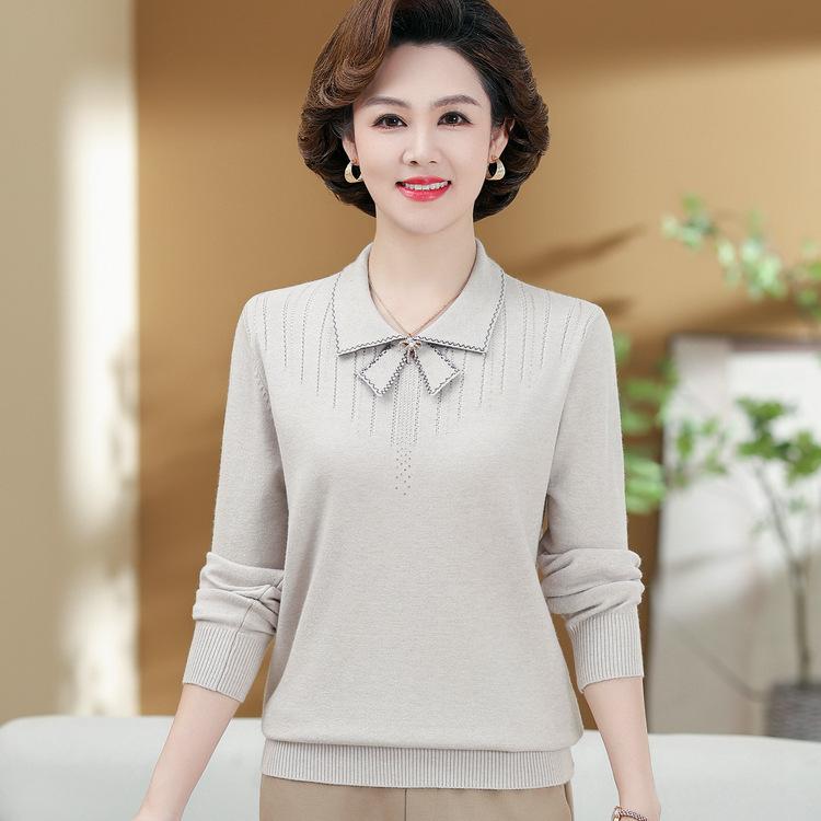 Middle-aged and Elderly Women's Spring Clothes Long-sleeved T-shirt Middle-aged Mother Loose Base Shirt Top Ladies Age-reducing Clothes Casual