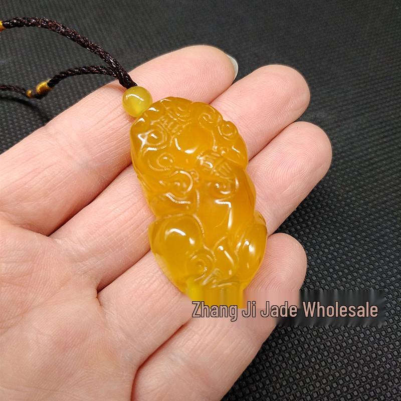 Premium Yellow Chalcedony & Agate Ice-Type Pixiu Pendant for Men and Women