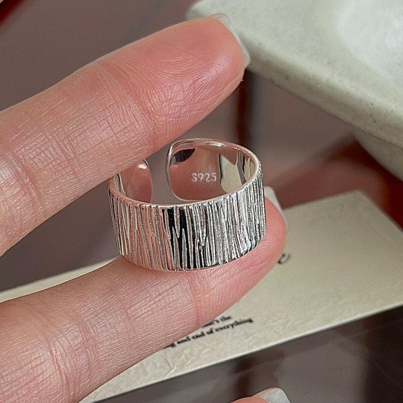 

BF CLUB 925 Sterling Rings for Women Simple Geometric Handmade Irregular Retro Wide Strip Ring Allergy For Birthday Gift resizable