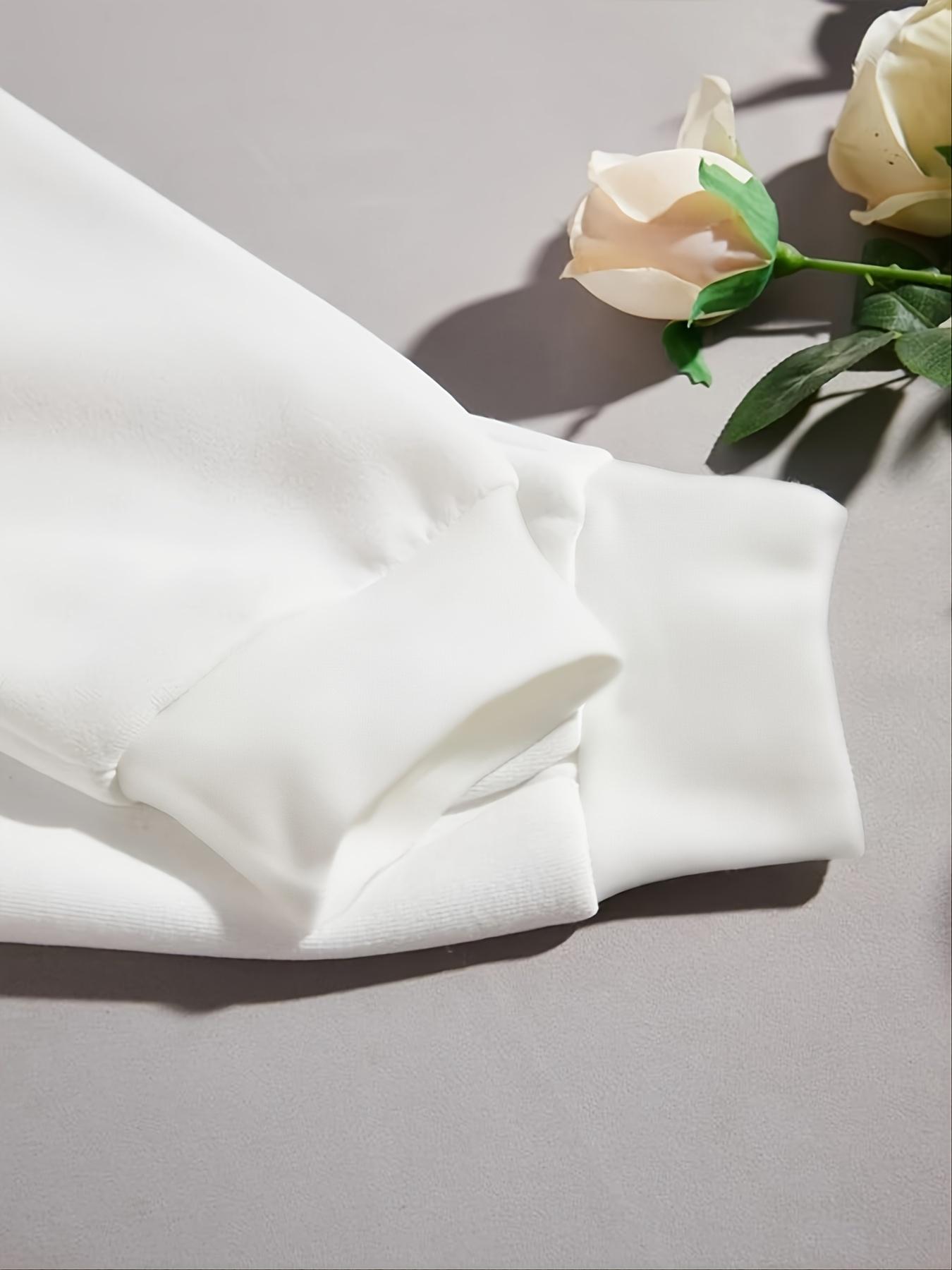 Пуловер с круглым вырезом и принтом улыбки ко Дню святого Валентина — фото 5