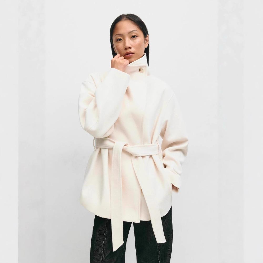 Women Wide Lapel Belted Short Wool